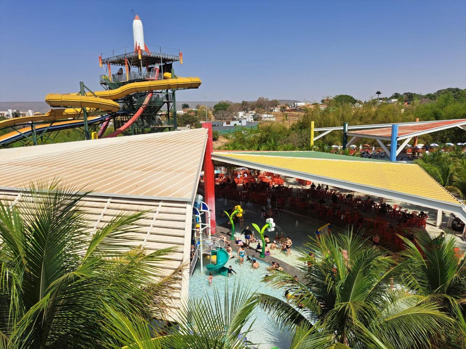 Piazza Diroma Hotel - Acqua Park E Splash Caldas Novas Eksteriør billede