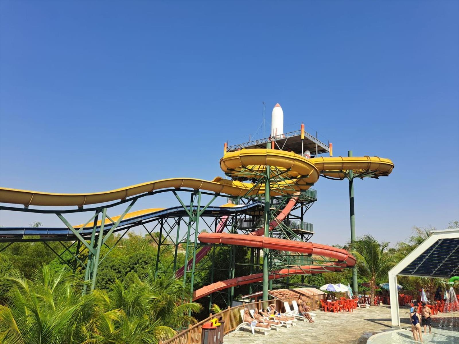Piazza Diroma Hotel - Acqua Park E Splash Caldas Novas Eksteriør billede