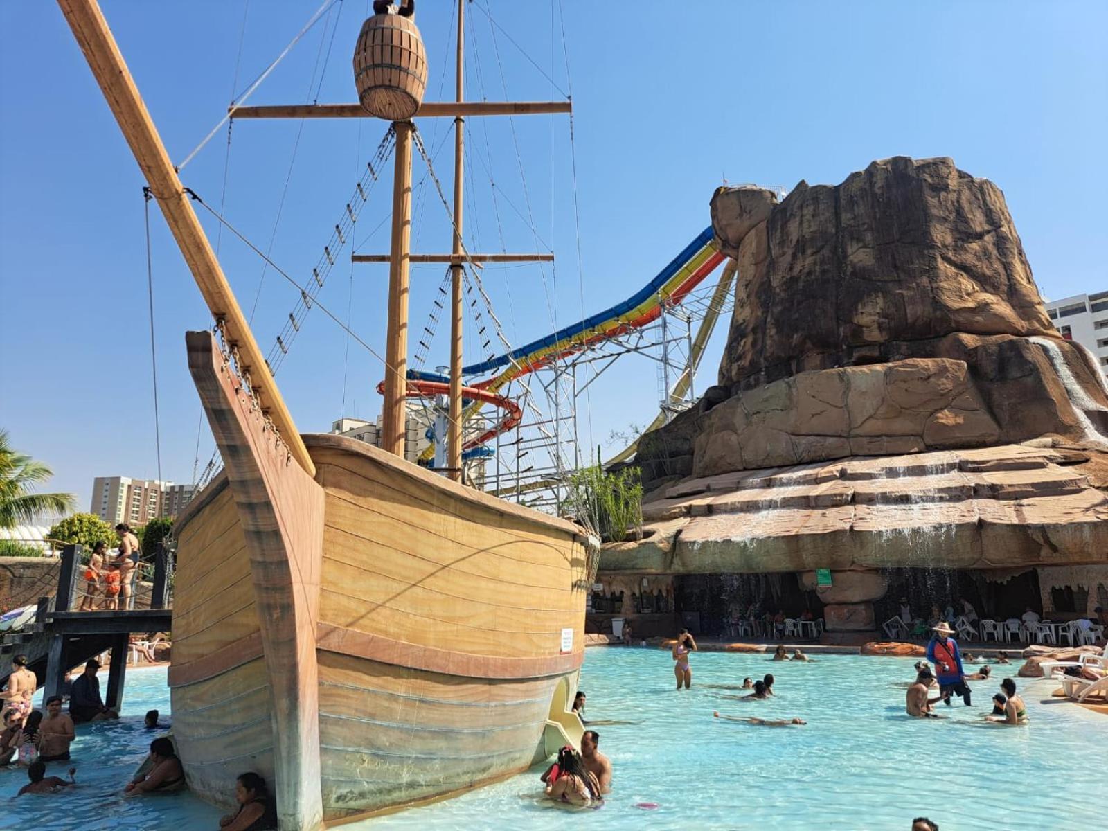 Piazza Diroma Hotel - Acqua Park E Splash Caldas Novas Eksteriør billede